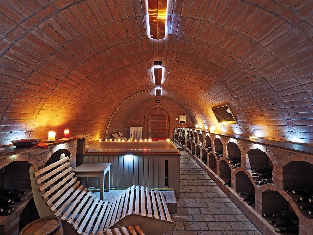 Hotel Vinohrad Milotice エクステリア 写真